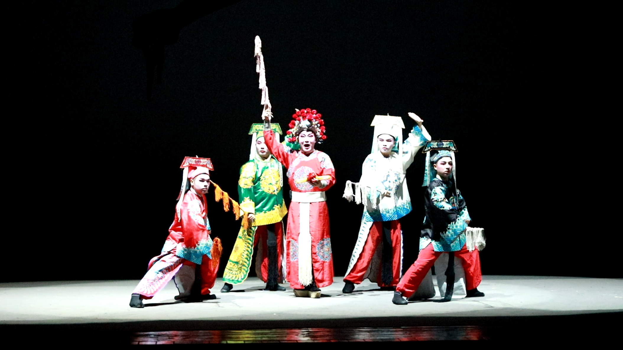 祁剧团周末剧场华丽“回归”