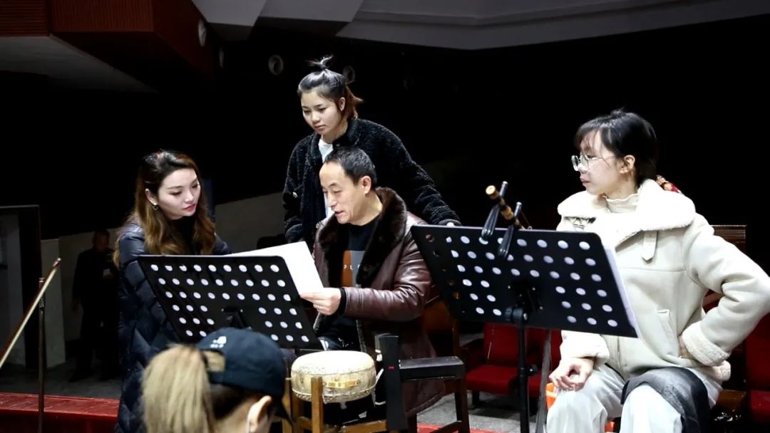 “奋斗百年路 启航新征程”——“学党史 悟思想 办实事 开新局”百团百角唱百年：永州市祁阳祁剧团全力以赴准备初赛