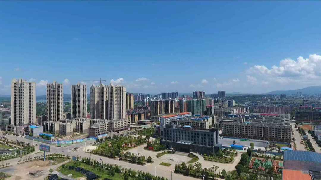 全面优化政务服务 政务工作高效便民