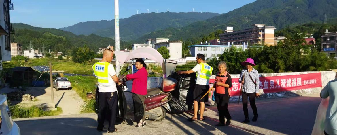 【我为群众办实事】桥头乡：交通违法整治“飓风行动”在行动
