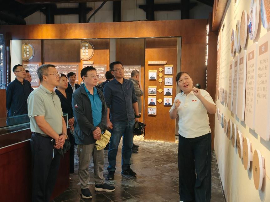 苏州市虎丘区政协来雨湖区考察学习非遗传承与保护工作