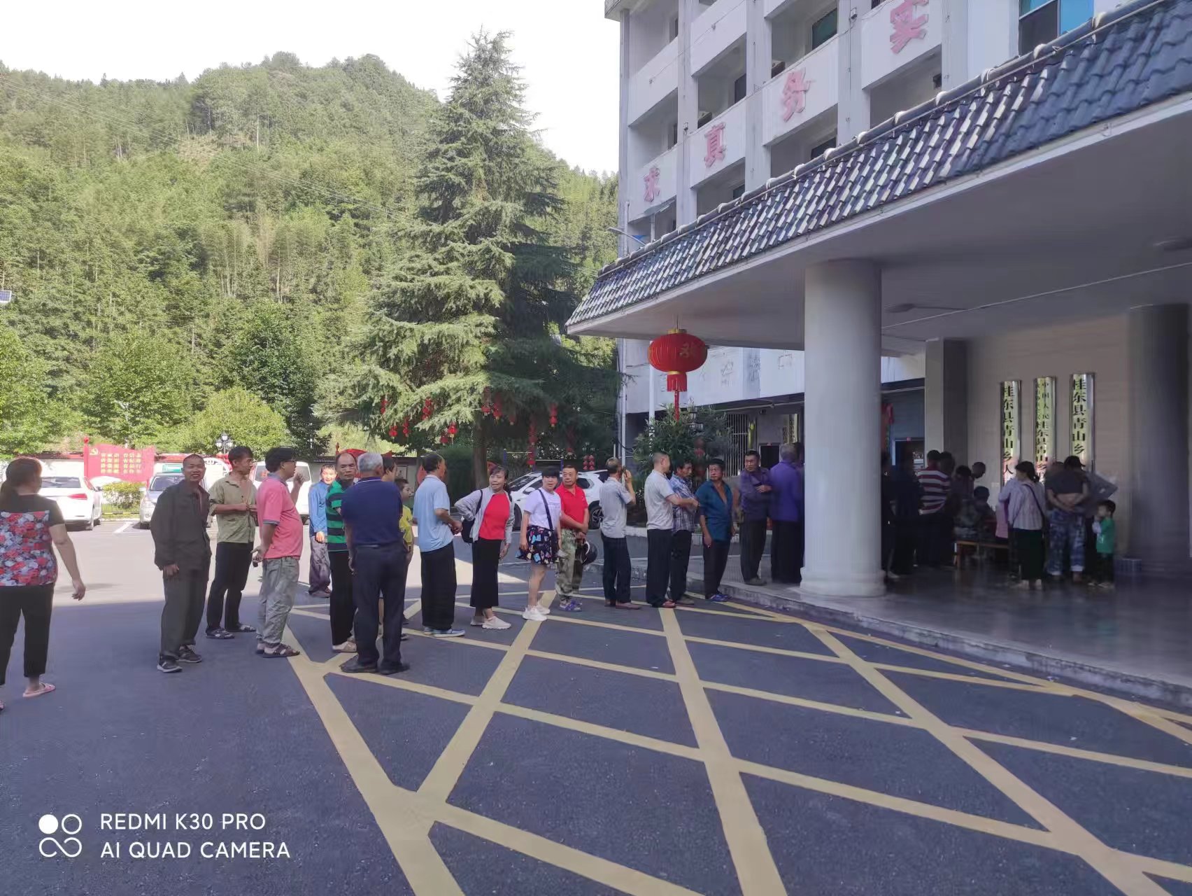 青山乡：深化“放管服”改革  摩托车“送考下乡”