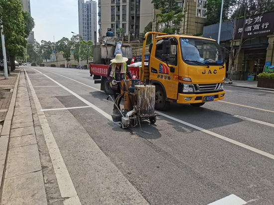 五里堆社區(qū)新增89個(gè)停車位