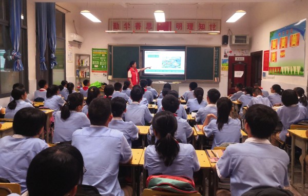 岳塘街道衛(wèi)生服務(wù)中心：無煙宣傳進(jìn)校園 助力青少年健康成長(zhǎng)