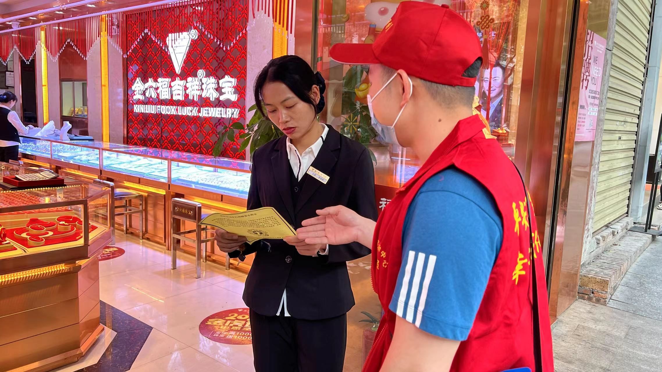 党员带头网格发力 防疫一直在路上