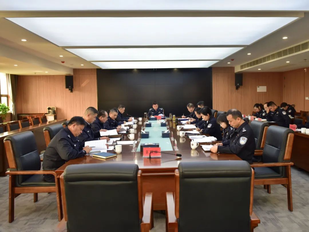 雨湖公安掀起学习贯彻党的十九届六中全会精神热潮