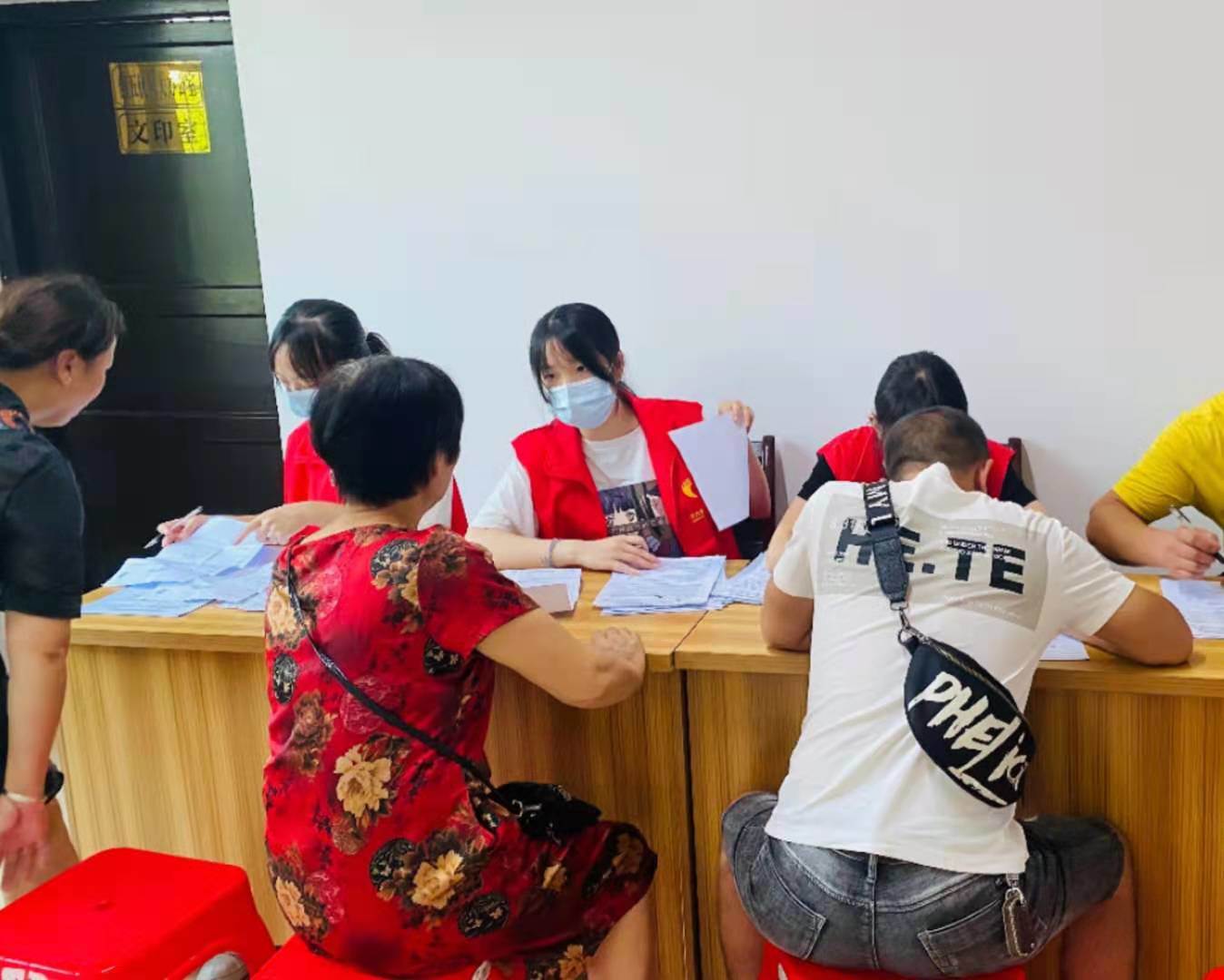 中方：发挥学生志愿者“三员”作用 助力开展暑期工作