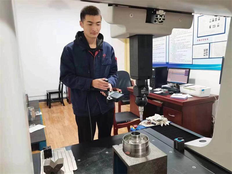 “五一”假期，江南工业集团近千人次坚守岗位