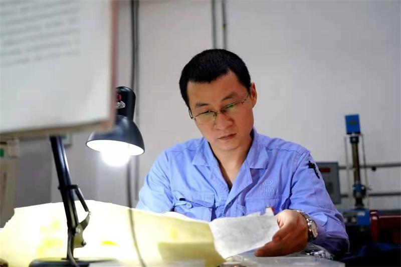 【出彩雨湖人】陈诗澜：军装底色犹存  工装更添风华