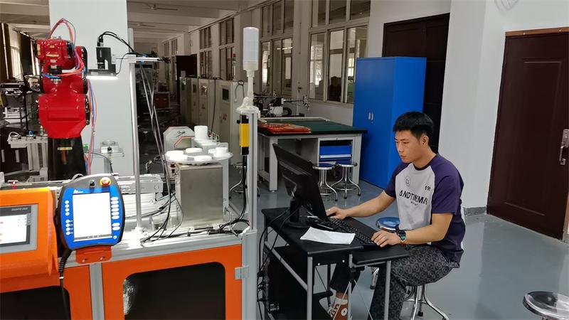 江南工业集团员工在省职工数字化应用技术技能大赛暨女职工数字技能竞赛中获佳绩