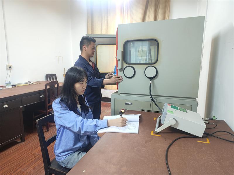 江南工业集团：湿度试纸难题破解记