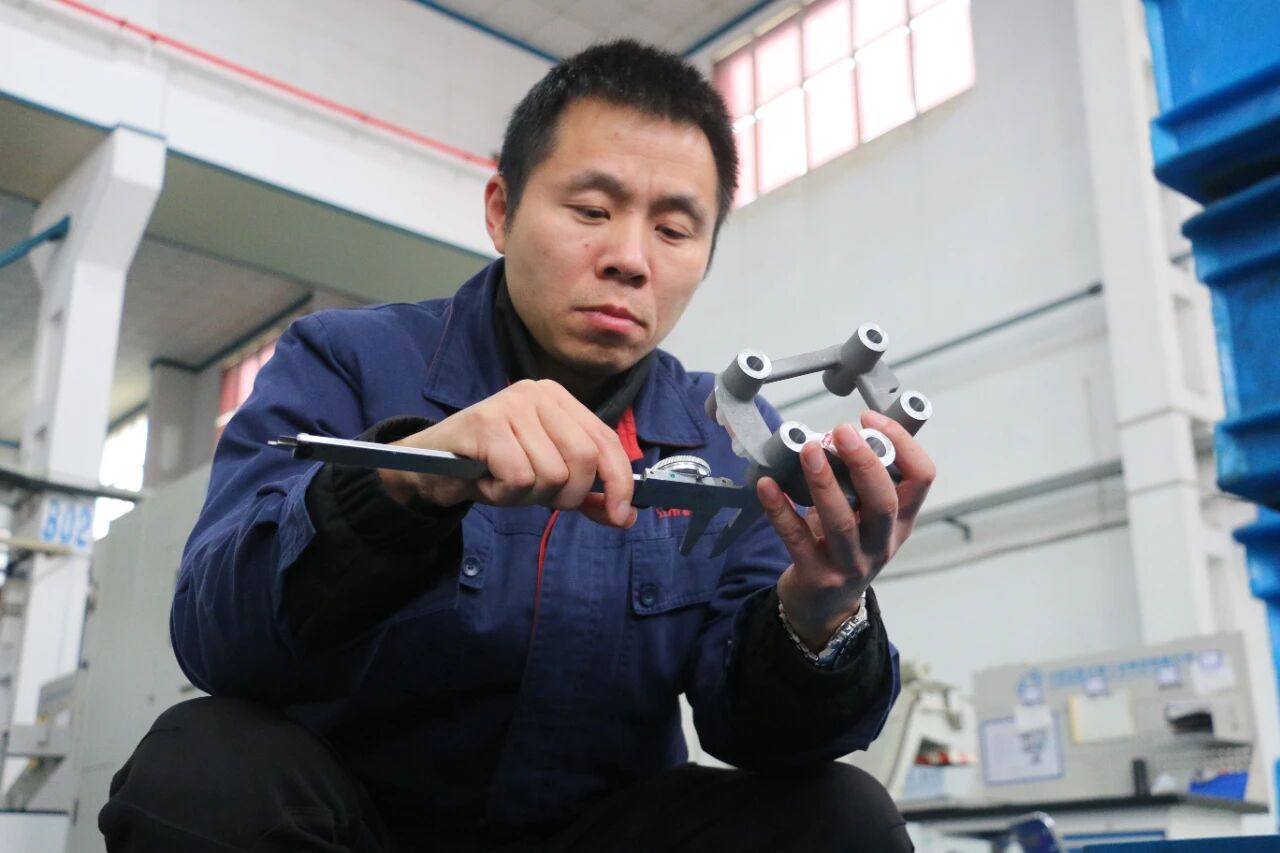 江南工业集团：伍浩省级技能大师工作室获批设立