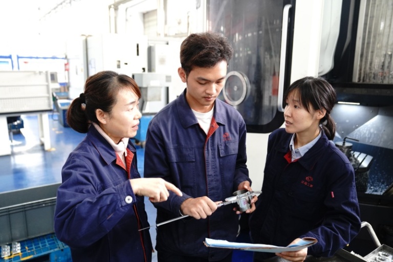 江南工业集团：以微米精度守护航天员安全着陆