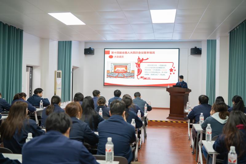 江南工业集团：迅速掀起学习宣传贯彻全国两会精神热潮