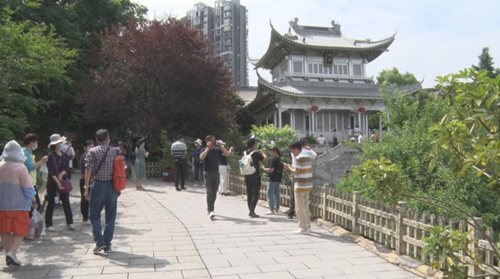 中国白银文化坊迎来今年首个旅游“小高峰”