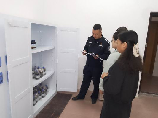 县公安局：“两节”特防期间开展安全生产执法检查