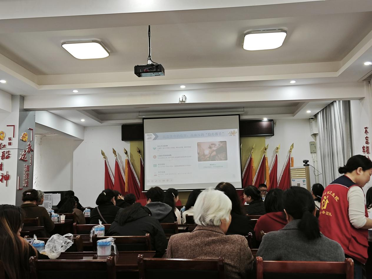 楠竹社区：社医联动送健康 赋能居民美好生活