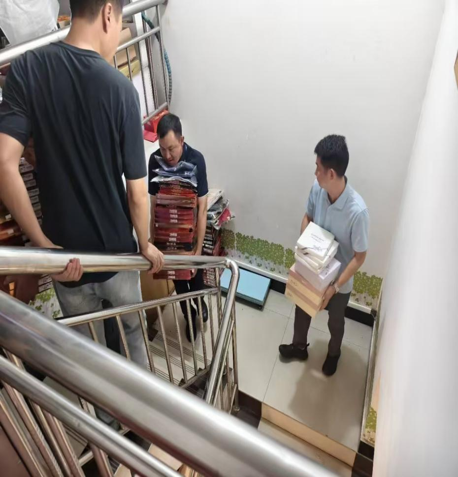 楠竹社区：联合多部门推进“十大重点攻坚”行动