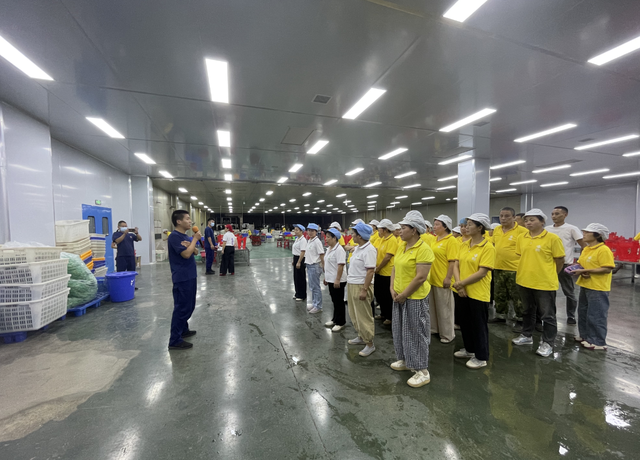 楠竹山镇联合企业开展消防培训暨应急疏散演练