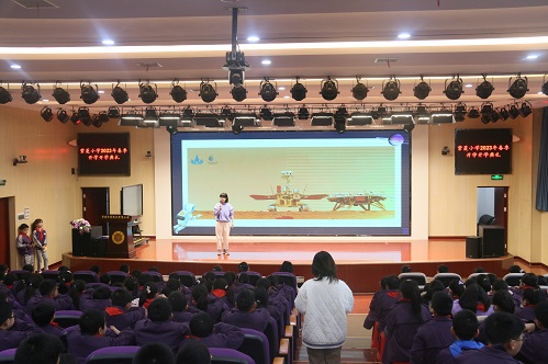 武陵区紫菱小学 思政课引领新学年