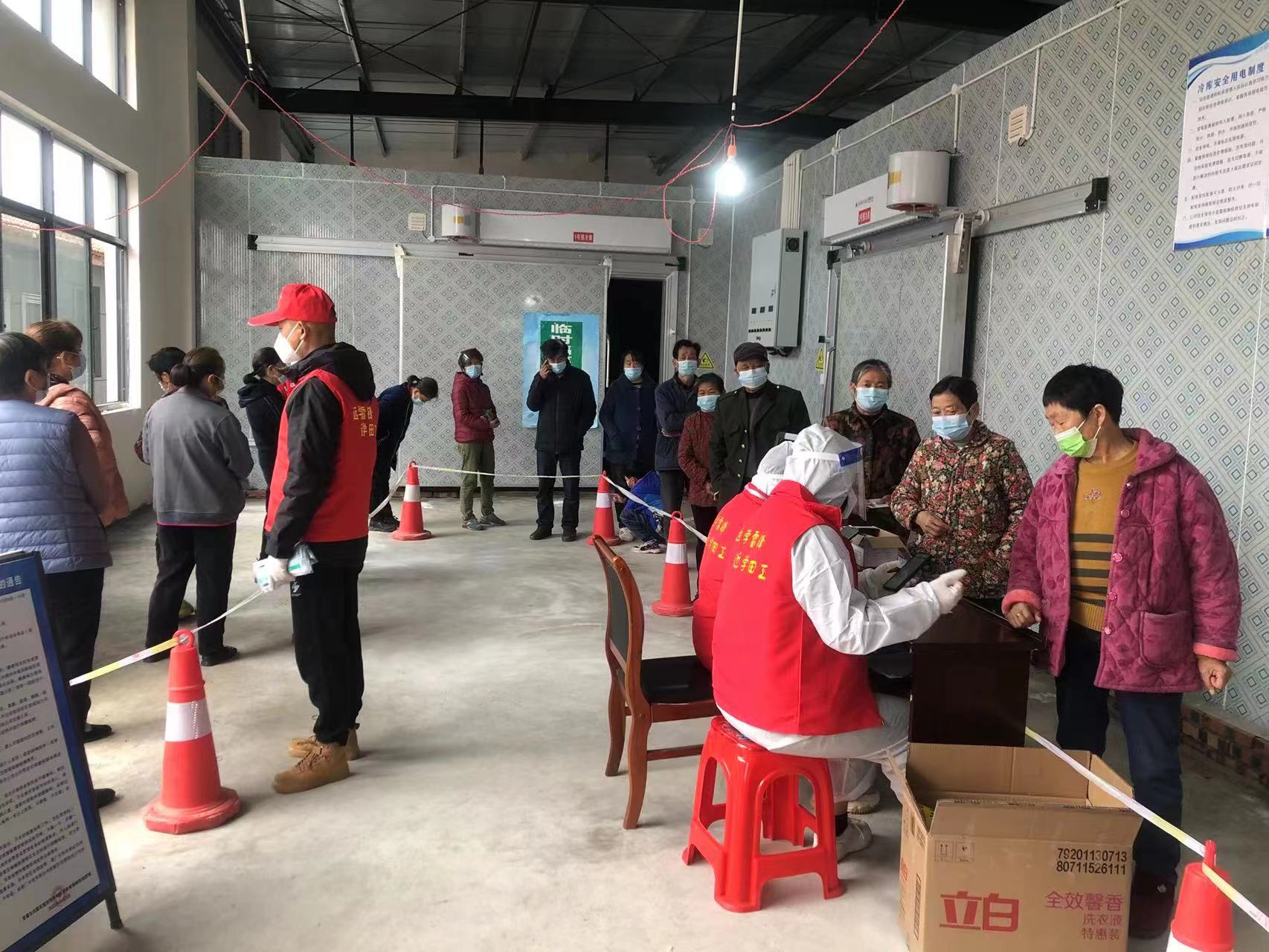 丹洲乡夫妻档 : 相携而行，同心抗疫