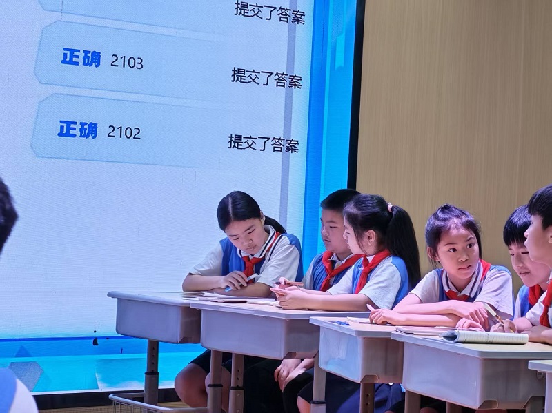 武陵区第五小学开展“润学杯”趣味知识大比拼竞赛活动