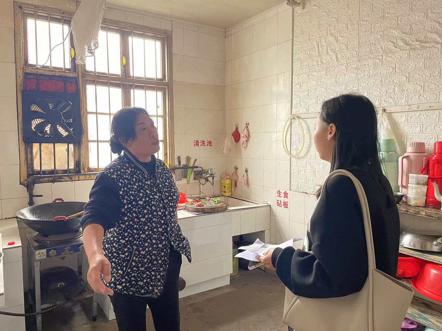 打好“发展六仗”｜香花镇：食品安全专检优化营商环境