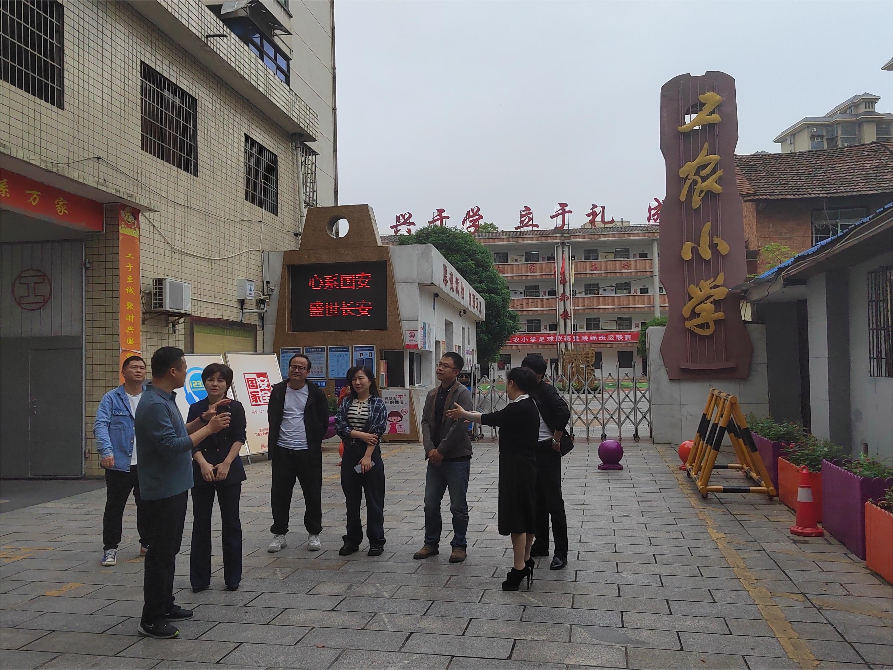 白马湖街道开展“利剑护蕾 雷霆行动”专项巡查