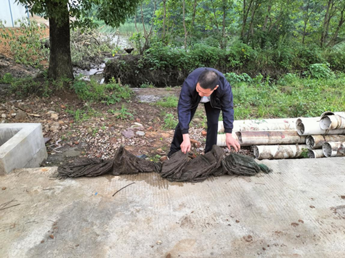 東坪街道積極開展常態(tài)化河湖管護(hù)及禁捕巡查行動(dòng)