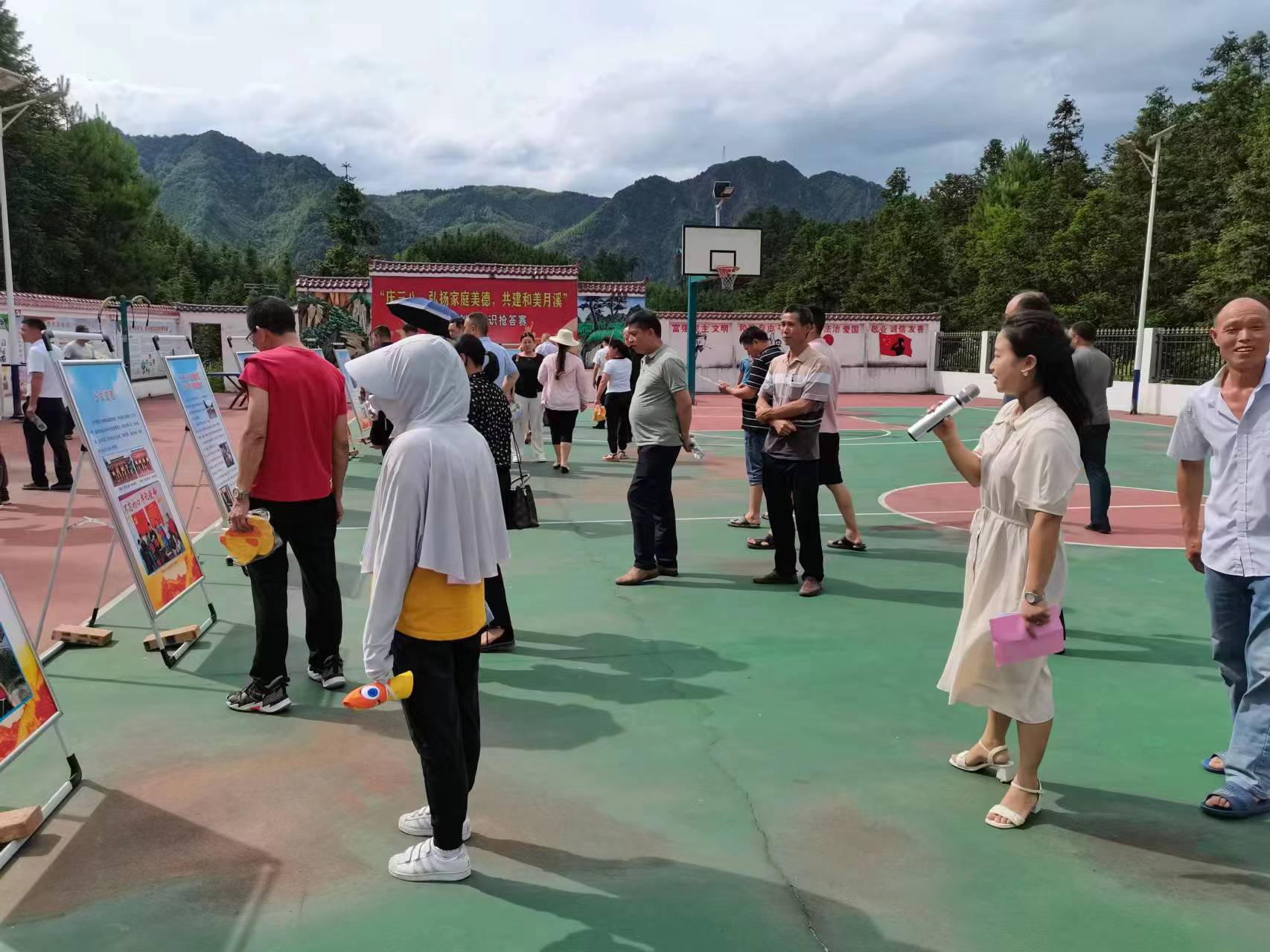 月溪镇：参观学习拓宽乡村振兴思路