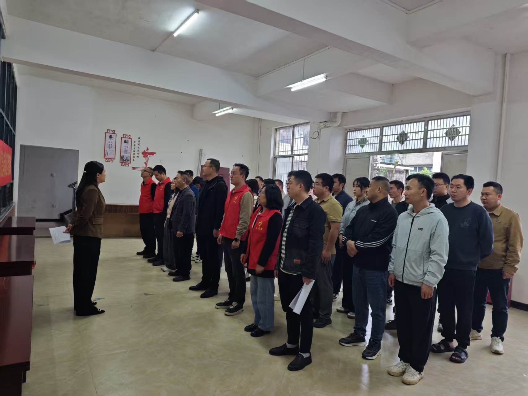 以演筑防 以练备战 杨林镇“户帮户” 防汛避险演练筑牢安全防线
