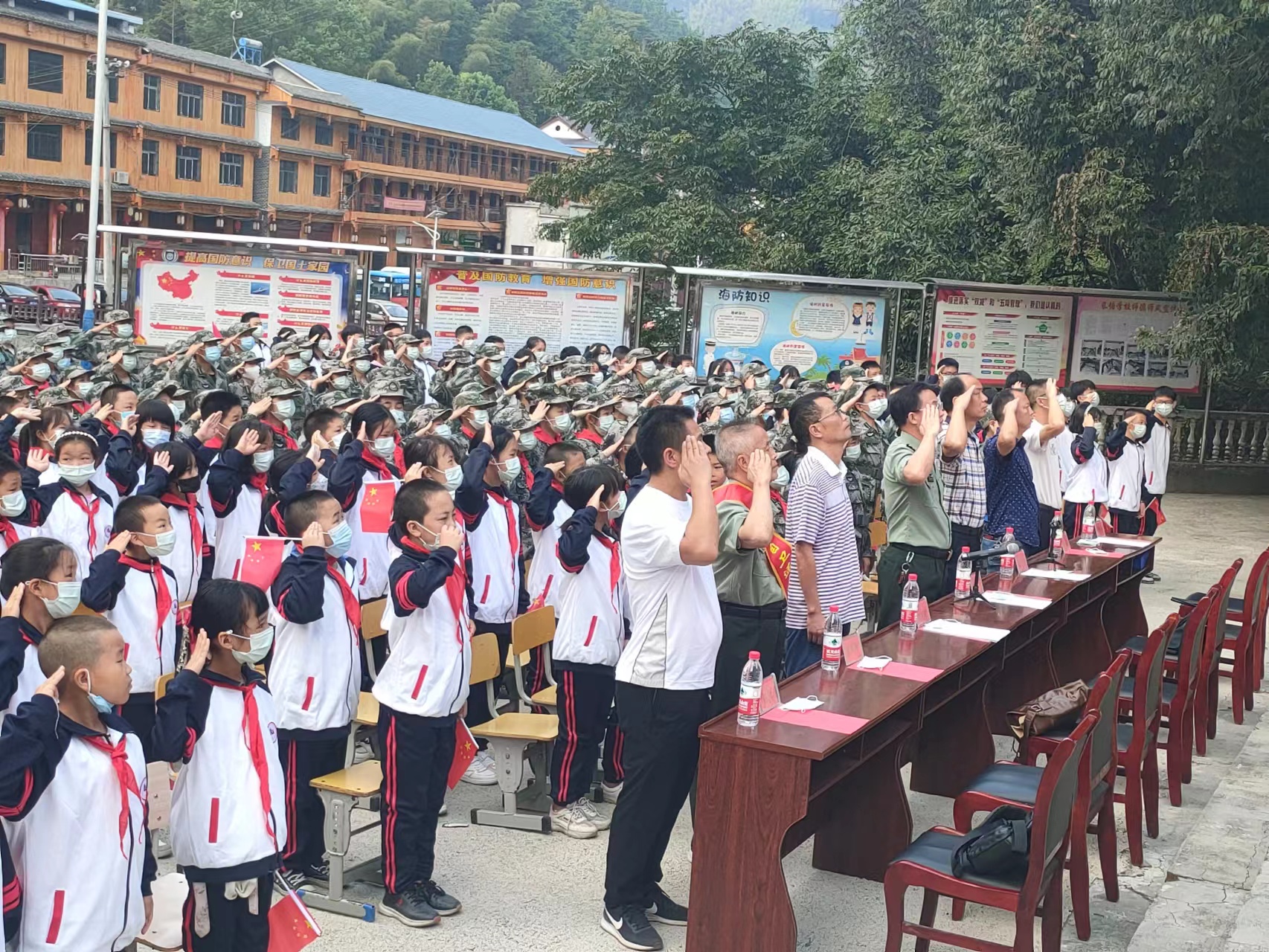 长塘瑶族乡：“普及国防教育 增强国防意识  ”—— 开展洞口县第22个全民国防教育日主题宣传教育活动