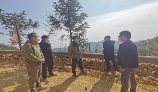 大屋瑶族乡开展道路施工安全大检查