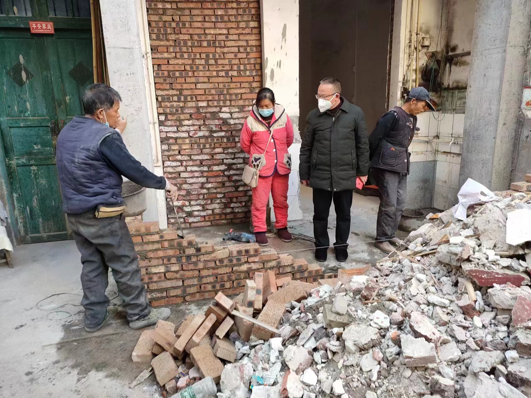 高沙镇开展农村自建房安全大检查