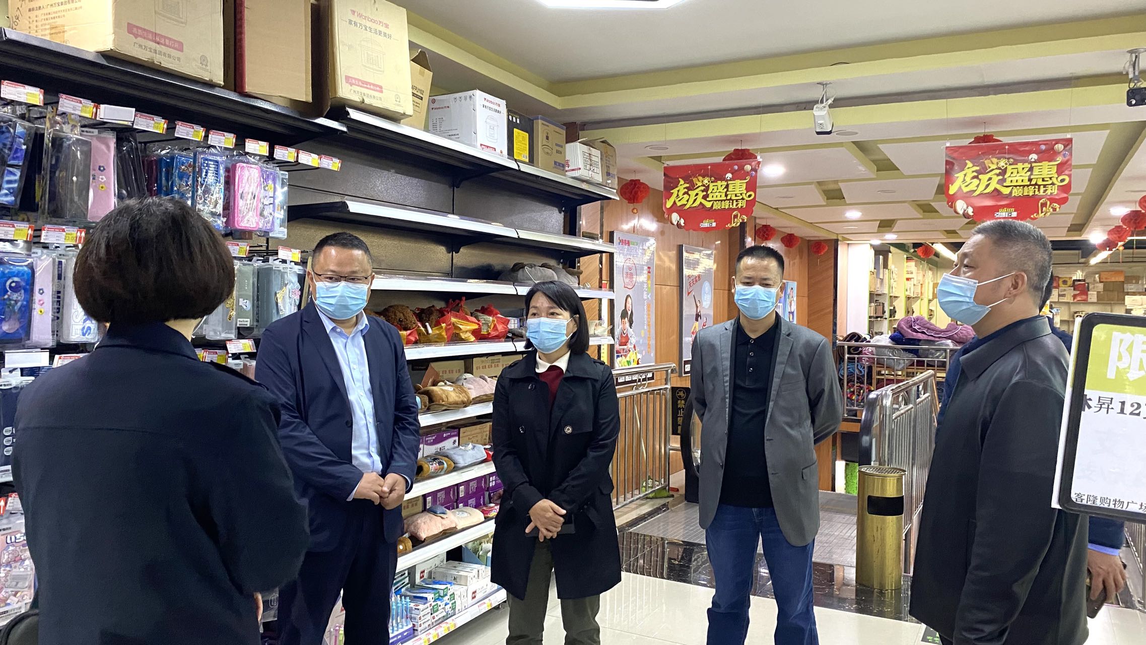 王茂蓉到瑞塔铺镇调研国家食品安全示范城市创建工作