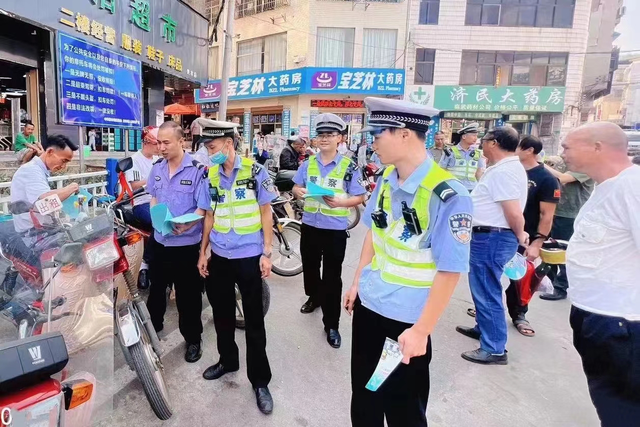 整治交通问题顽瘴痼疾 | 麦市镇：打造和谐交通 共创平安大道