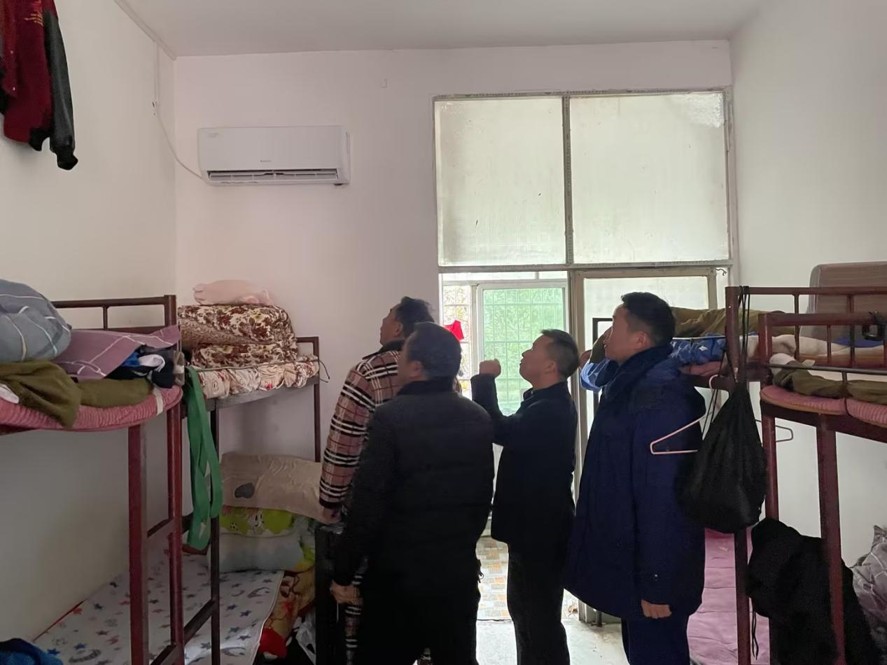中方县铜湾镇：开展冬季校园消防安全检查行动