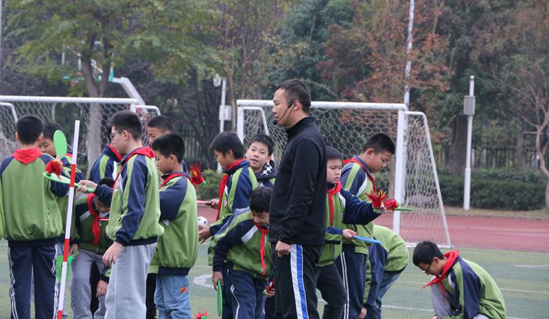鼎城区江南小学：百舸争流竞风采 教学比武促成长