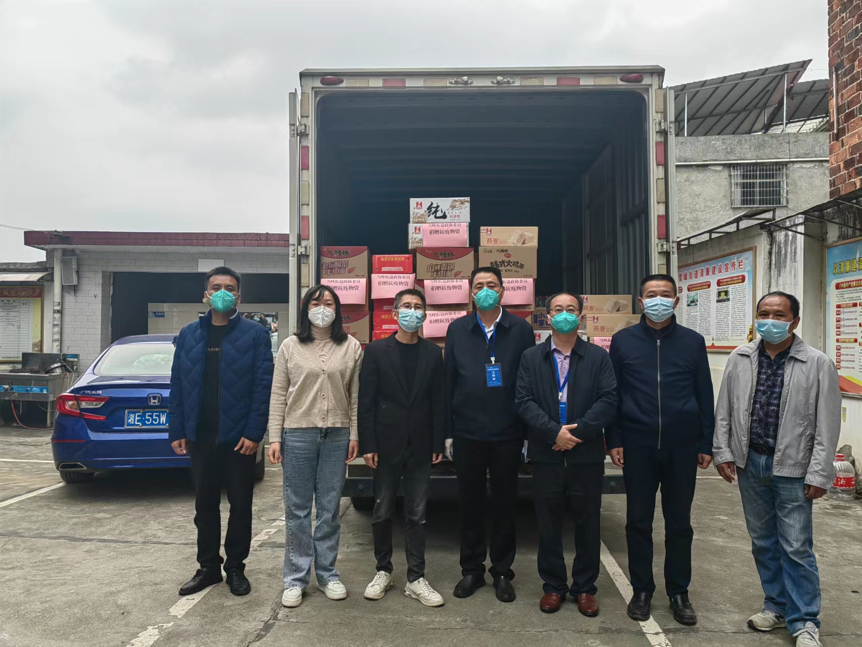 【最温暖的洞口人】雪峰街道：政协委员同心战“疫”彰显担当