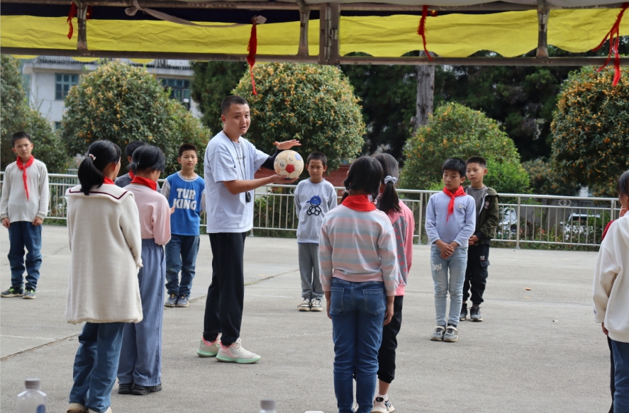 大塘片区举行2023年中小学体育与健康课教学比武活动