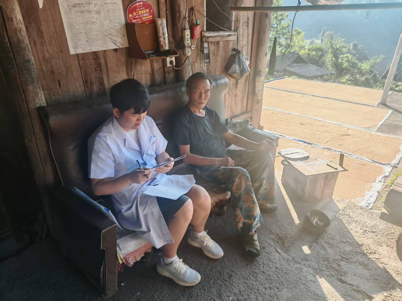 高峰镇：情系特困供养人员  精准评估暖人心