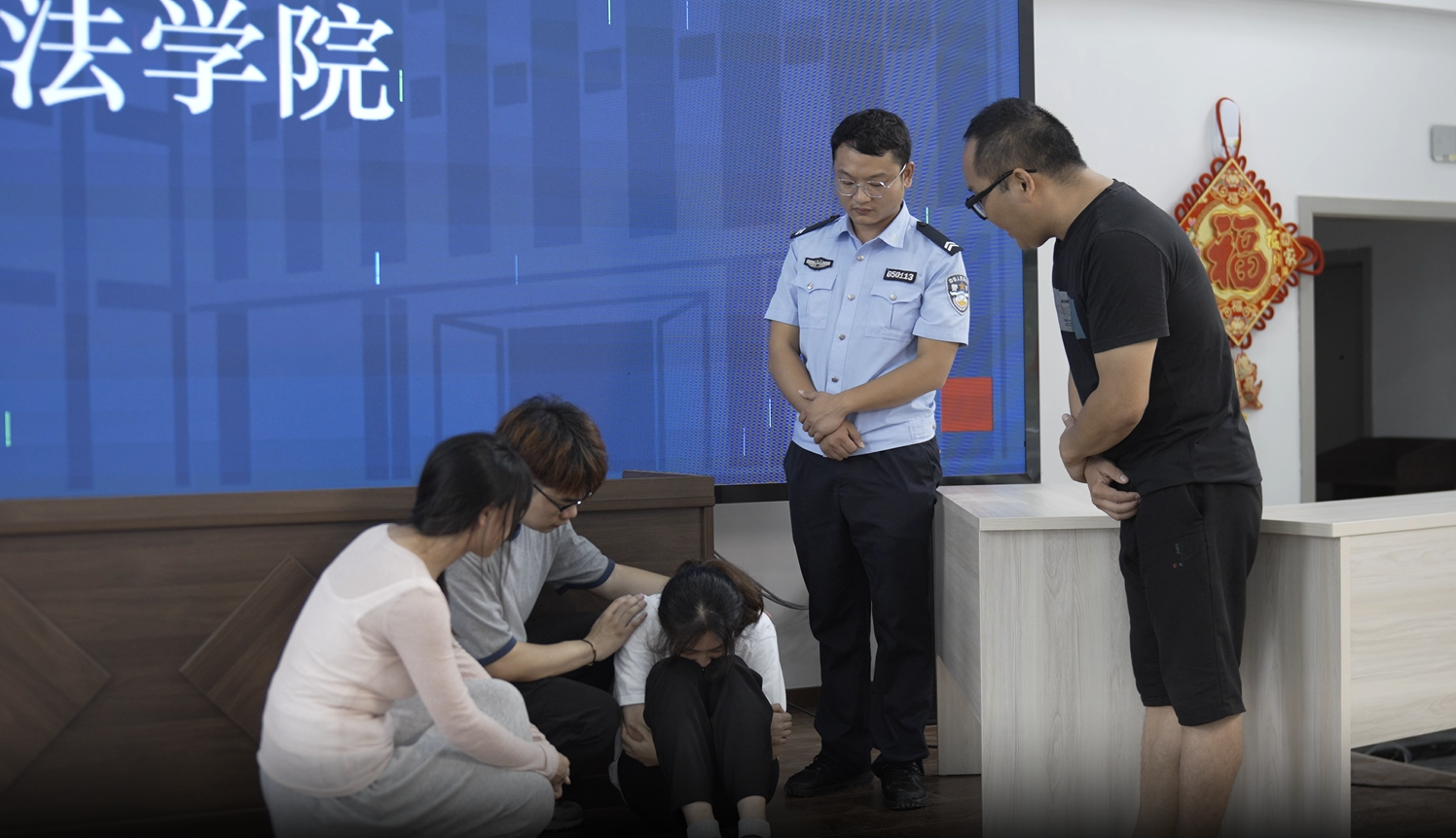 龙潭坪镇：党建共建聚力红色法治 普法情景剧走进乡村
