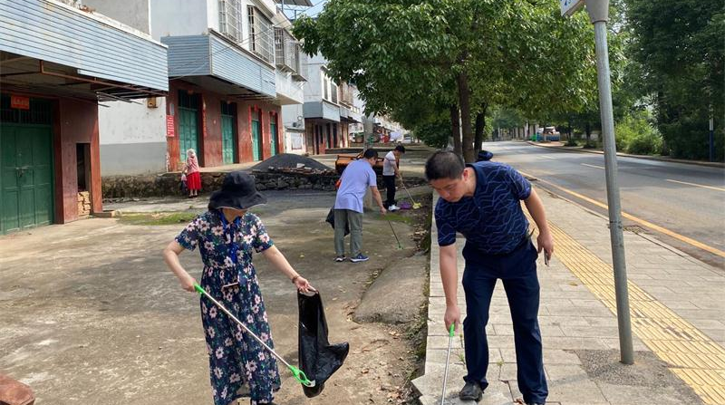 樟市镇：动员全民 助力文明城市创建