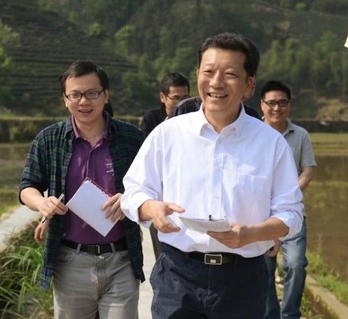 “感人瞬间”系列微电影微视频——廖俊波