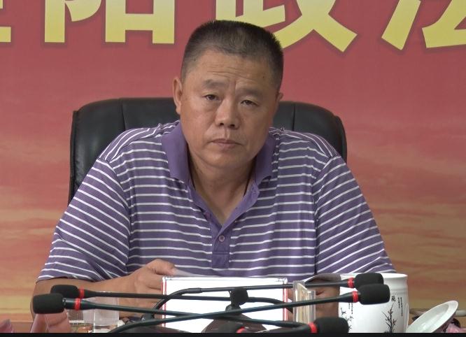 我县召开“法治教育进校园 共创平安新辉煌”活动座谈会