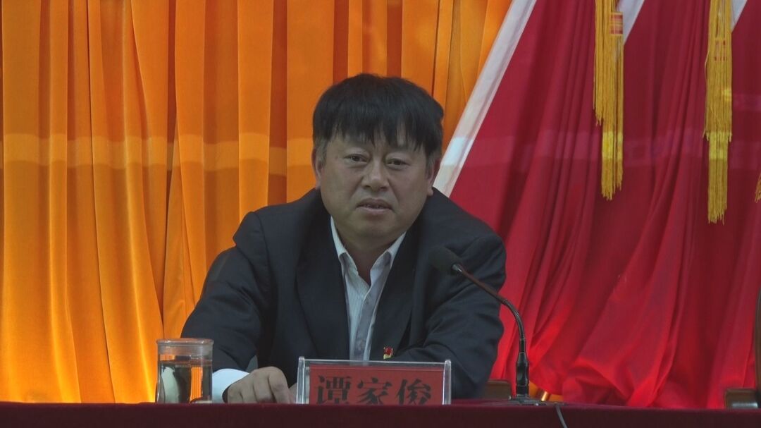 县委党校举办党史学习教育“感党恩、听党话、跟党走”演讲比赛