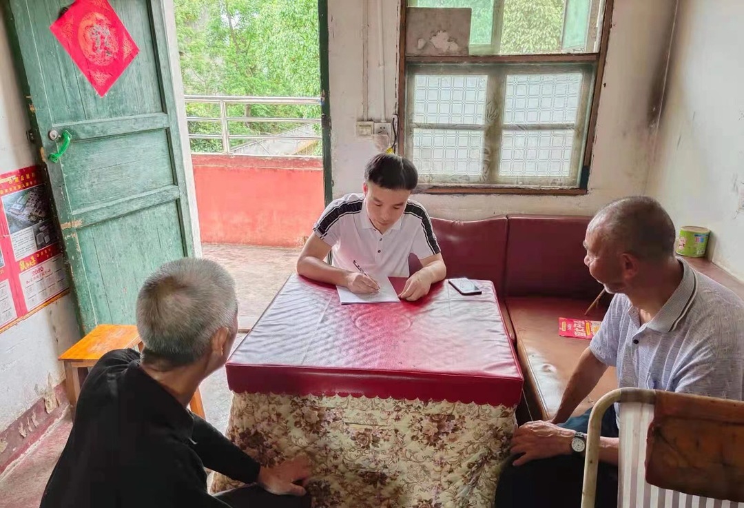 雷坪镇团委：学史力行解难题，为民办事见行动