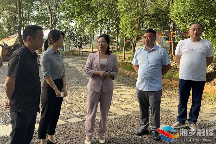 [栗山镇]人大代表助力乡村旅游高质量发展