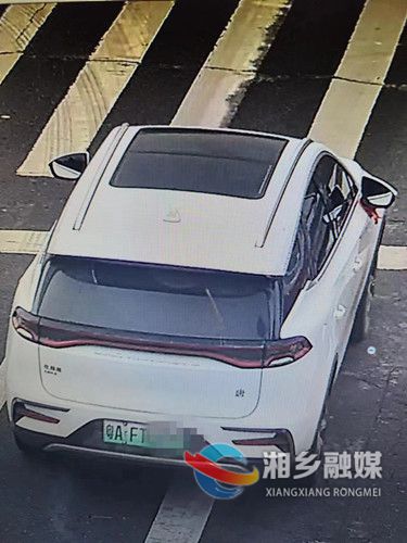 [公安局]拒绝车窗抛物 争当文明驾乘人