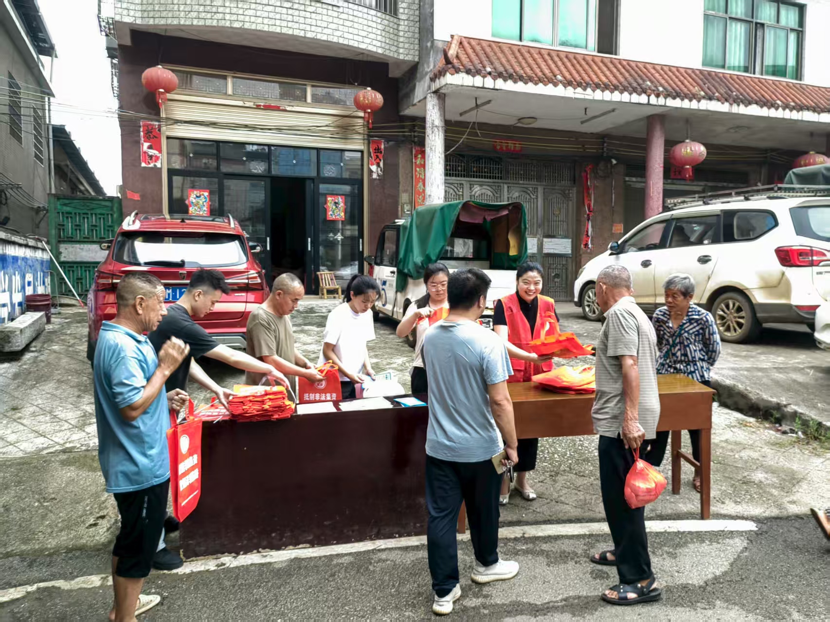 藍(lán)山：集市開(kāi)講 筑牢禁毒反興奮劑防線